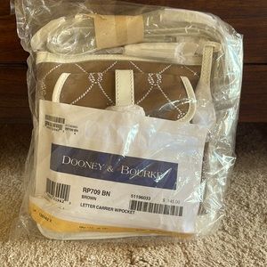 Dooney & Bourke Letter Carrier bag.